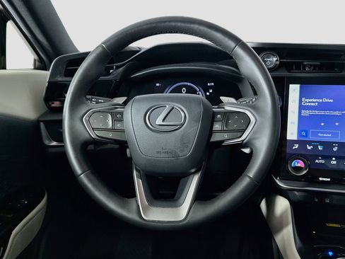 Used 2023 Lexus RZ 450e Premium w/ Technology Package AWD/4WD image 18