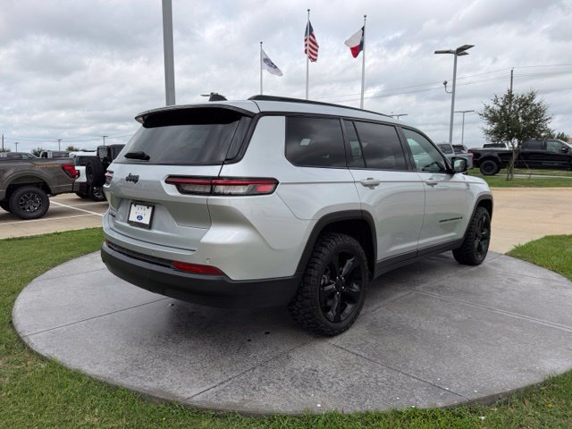 Used 2021 Jeep Grand Cherokee L Laredo AWD/4WD image 6