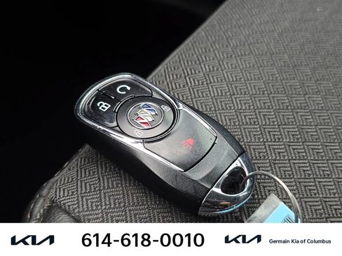 Used 2021 Buick Encore GX Preferred w/ Sport Touring Package FWD image 33