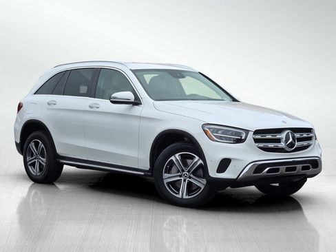 Used 2022 Mercedes-Benz GLC 300 4MATIC image 2