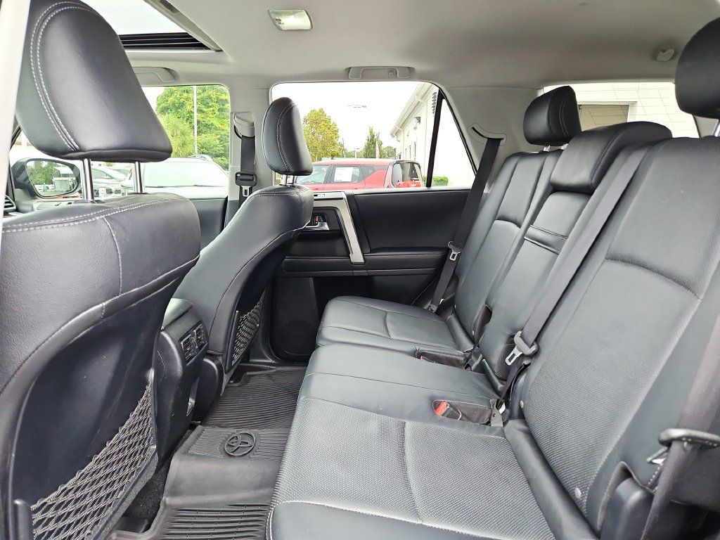 Used 2022 Toyota 4Runner Limited RWD image 29