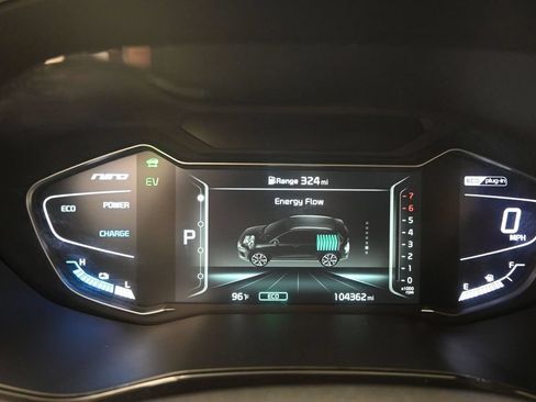 Used 2020 Kia Niro EX Premium FWD image 22