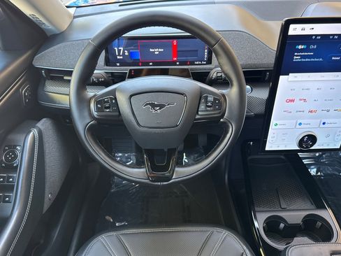 Used 2024 Ford Mustang Mach-E Premium image 16