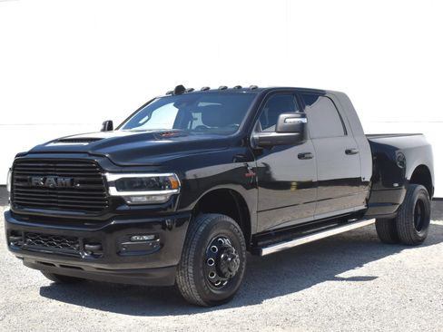 Used 2023 RAM 3500 Laramie AWD/4WD image 41