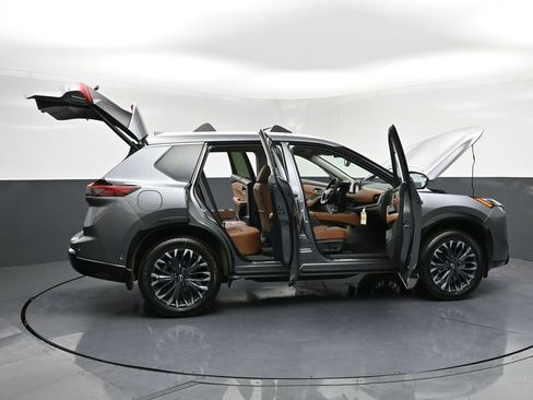 New 2026 Nissan Rogue Platinum w/ Platinum Premium Package image 37