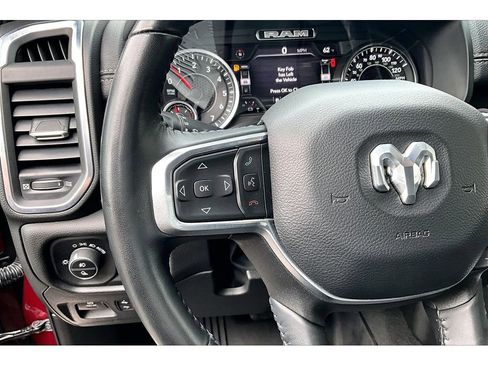 Used 2023 RAM 1500 Laramie AWD/4WD image 18