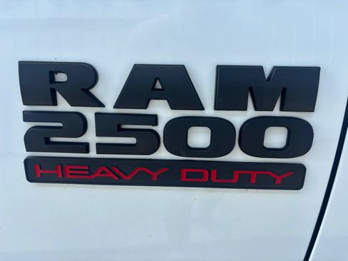 Used 2017 RAM 2500 Tradesman w/ Chrome Appearance Group AWD/4WD image 8