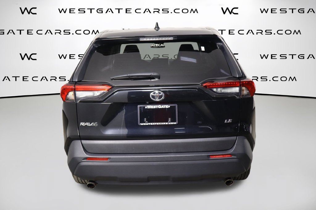 Used 2024 Toyota RAV4 LE FWD image 4