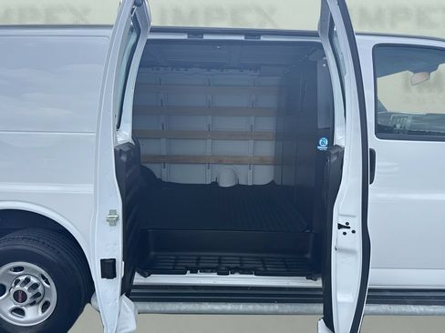 Used 2024 GMC Savana 2500 w/ Driver Convenience Package RWD image 21