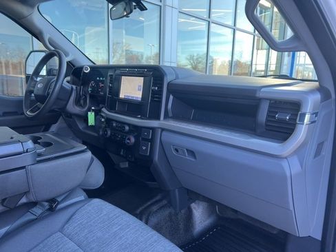 Used 2023 Ford F350 XL w/ Snow Plow Prep Package image 25