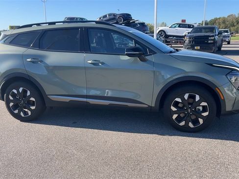 Used 2024 Kia Sportage X-Line w/ X-Line Premium Package image 9