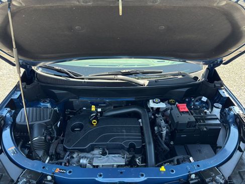 Used 2025 Chevrolet Equinox LT FWD image 33
