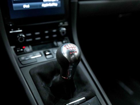 Used 2019 Porsche 911 Carrera T RWD image 44