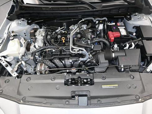 Used 2025 Nissan Altima 2.5 SV FWD image 27