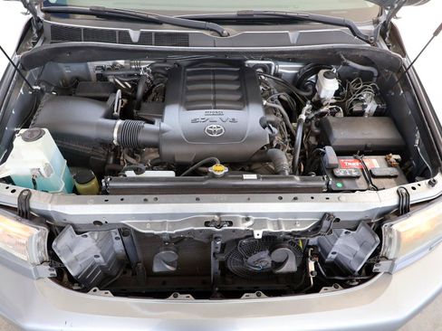 Used 2016 Toyota Sequoia Platinum RWD image 12