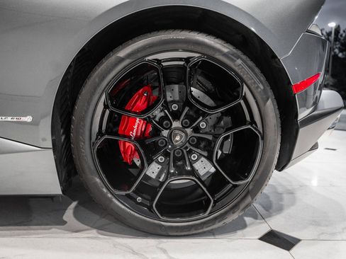 Used 2016 Lamborghini Huracan LP 610-4 AWD/4WD image 14