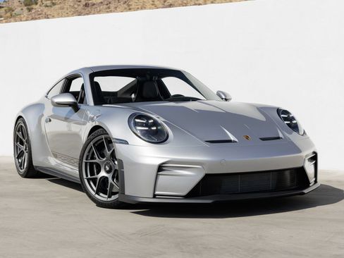 Certified 2026 Porsche 911 GT3 RWD image 9