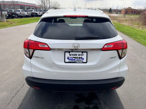 Used 2022 Honda HR-V EX image 5