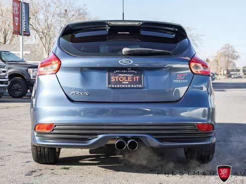 Used 2018 Ford Focus ST w/ Equipment Group 402A image 17