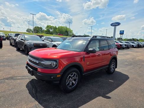 Used 2024 Ford Bronco Sport Badlands w/ Premium Package AWD/4WD image 3