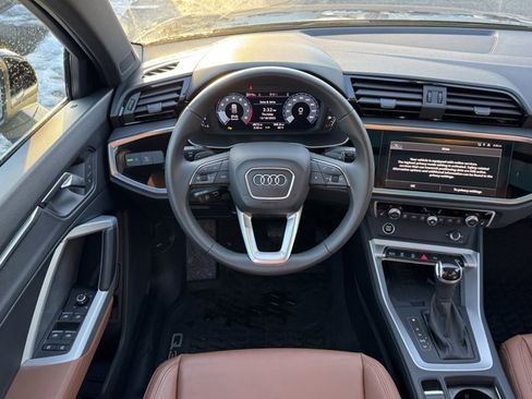 Used 2025 Audi Q3 2.0T Premium w/ Convenience Package image 13