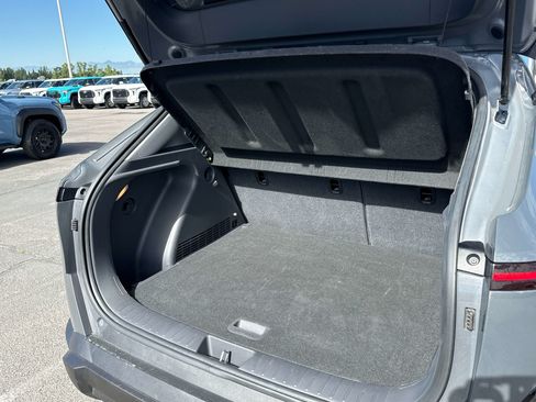 Used 2025 Hyundai Kona SEL AWD/4WD image 15