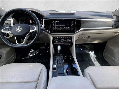 Used 2023 Volkswagen Atlas SE FWD image 16