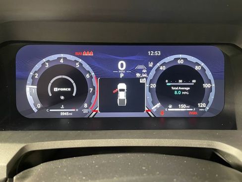 Used 2025 Toyota Tacoma Limited image 5