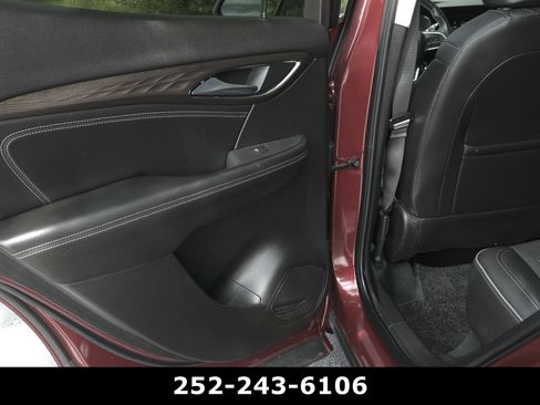 Used 2023 Buick Envision Avenir FWD image 33