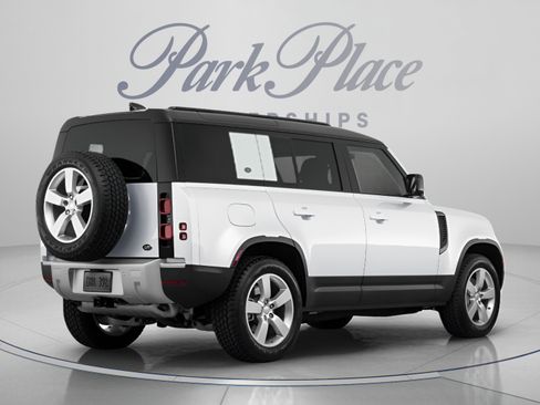 Used 2020 Land Rover Defender 110 SE AWD/4WD image 3
