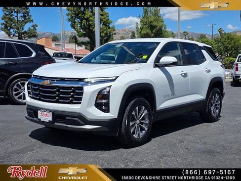 Certified 2026 Chevrolet Equinox LT FWD image 1