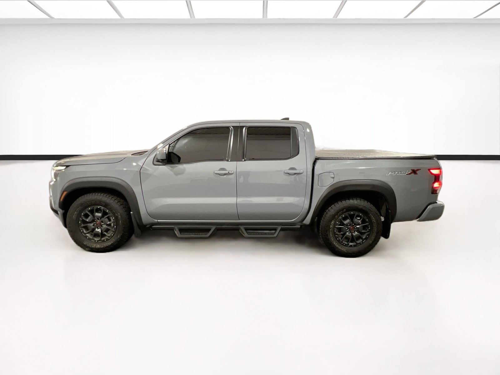 Used 2022 Nissan Frontier Pro-X w/ Pro-X Premium Package RWD image 23