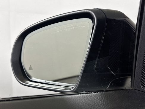 Used 2018 Mercedes-Benz C 300 Sedan image 16