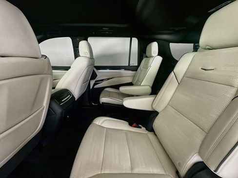 Used 2025 Cadillac Escalade ESV Sport w/ Touring Package AWD/4WD image 25