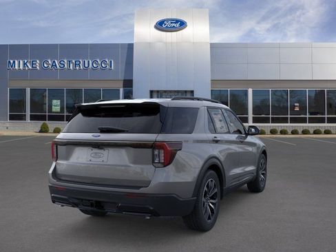New 2025 Ford Explorer ST-Line w/ Premium Package RWD image 8