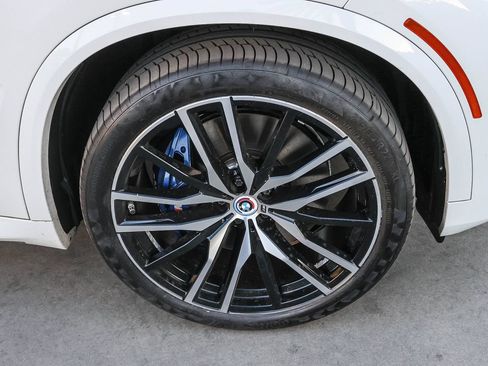 Used 2022 BMW X5 M50i AWD/4WD image 14