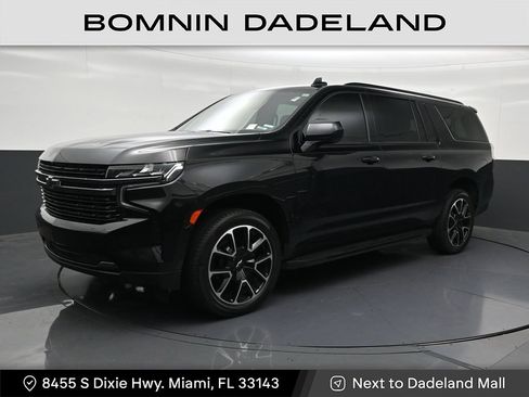 Used 2021 Chevrolet Suburban RST w/ Rear Media and Nav Package RWD image 1
