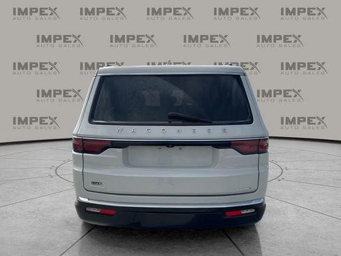 Used 2022 Jeep Wagoneer Series III w/ Convenience Group I image 4