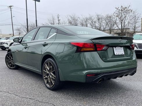 Used 2025 Nissan Altima 2.5 SR w/ SR Premium Package image 5