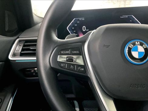Used 2023 BMW 330e image 20