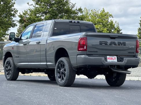 New 2026 RAM 2500 Laramie AWD/4WD image 5