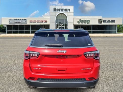 Used 2023 Jeep Compass Limited AWD/4WD image 6
