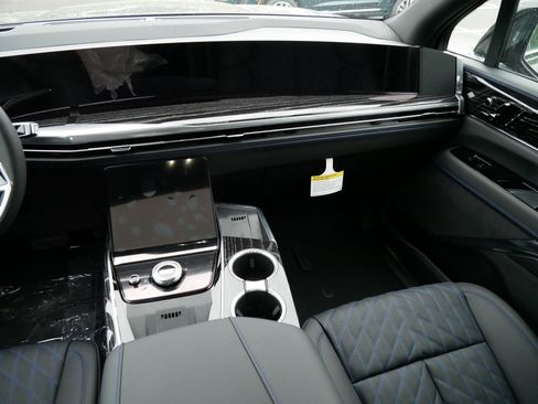 New 2025 Cadillac Escalade IQ Sport 1 image 9