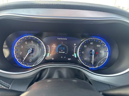 New 2026 Chrysler Pacifica Limited image 23