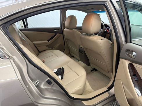 Used 2012 Nissan Altima 2.5 SL w/ 2.5SL Pkg FWD image 16