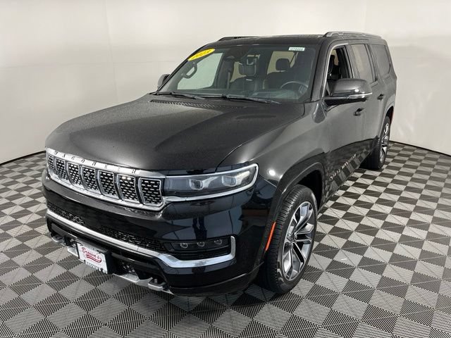 Used 2023 Jeep Grand Wagoneer L Series III w/ Rear Seat Video Group 1 AWD/4WD image 3