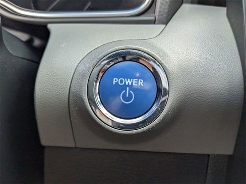 Used 2019 Toyota Avalon XLE w/ Moonroof Package image 21