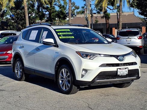 Used 2016 Toyota RAV4 Limited image 7
