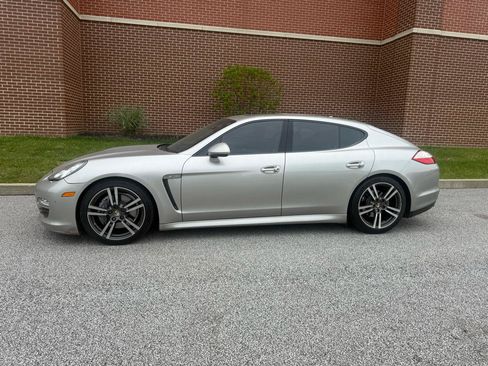 Used 2011 Porsche Panamera image 6