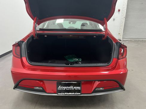 Used 2021 Hyundai Sonata SE image 13